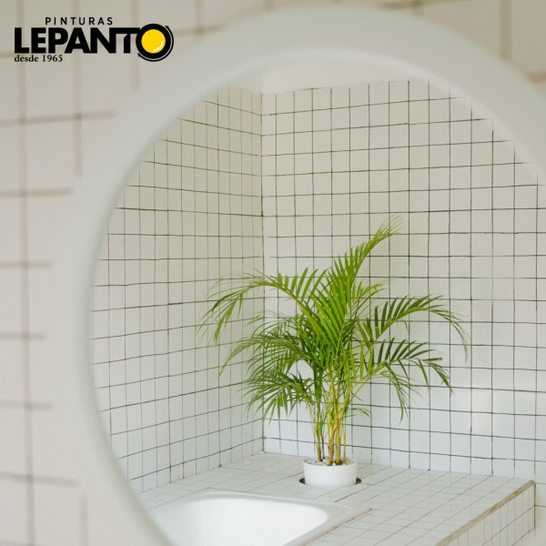 Transforma tus baños: Guía completa para pintar azulejos con Rubalux de  Pinturas Lepanto :: Pinturas Lepanto - Fabricante de pintura para  profesionales y distribuidores