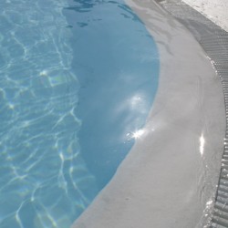 Pasos para preparar y pintar la piscina